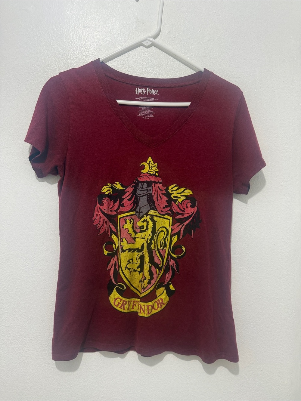 Warner Bros. Gryffindor Crest V-Neck Tee - Maroon, Yellow, Red
